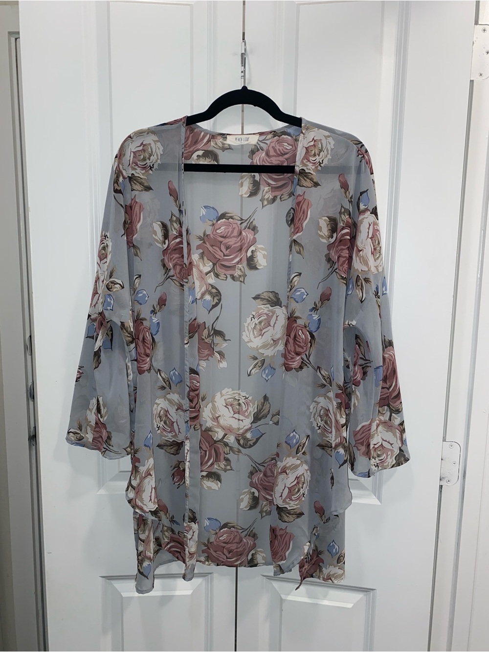 Peach Love California Sheer Floral Kimono - Light Gray with Pink Roses